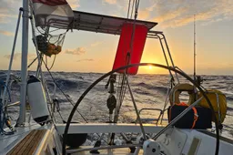 Q&A met avonturier Floris over zijn tocht over de Atlantische Oceaan, de gevaren en Caribische haaien
