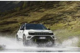 De Jeep Avenger 4xe: offroad plezier met hybride motor