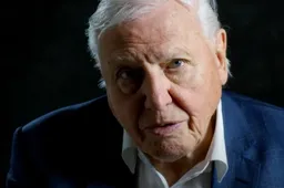 De bijna jarige David Attenborough komt met een serieuze verjaardag wens