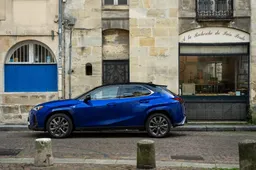 Nieuwe Lexus UX 300h levert meer waarde voor minder geld