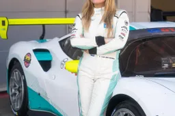 Ferrari-coureur Laura van den Hengel: ‘Ik wil graag barrières in de motorsport doorbreken’