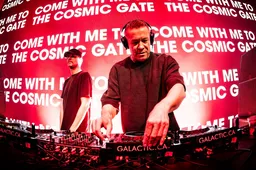Technosetje #32: Cosmic Gate - Classic Set From New York Rooftop