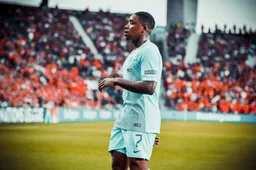 Rel tussen Ronald Koeman vs Steven Bergwijn: aanvaller haalt vernietigend uit naar bondscoach