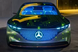 Mercedes-Benz komt met zonnelak om 12.000 gratis kilometers te kunnen rijden