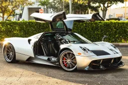 Deze absurde Pagani Huayra Tempesta staat te koop