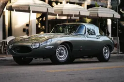 De perfecte restomod: De 1962 Jaguar E-Type FHC
