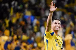 Cristiano Ronaldo's nieuwe contract ligt klaar en niet alleen zijn salaris is bizar