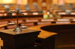 Student pakt dikke schadevergoeding na van universiteit te zijn gestuurd
