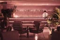 Stap in de onwerkelijke wereld van restaurant Koumkan in Athene