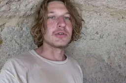 Gevaarlijke stunt: influencer laat blikje cola achter op verboden eiland van inheemse stam