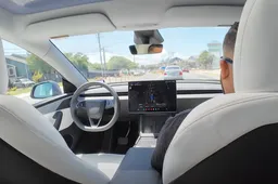 Tesla lanceert eerste robotaxi