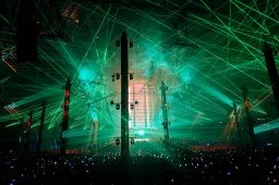 Zo zag de grootste lasershow ooit eruit bij Verknipt Amsterdam Johan Cruijff ArenA
