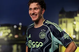 Ajax lanceert nieuw uitshirt: ode aan het water van Amsterdam