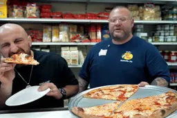 Beste pizza in New York? Action Bronson onthult locatie aan Alex Volkanovski