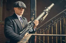 Bedenker van Peaky Blinders schrijft script voor de nieuwe Bond-film