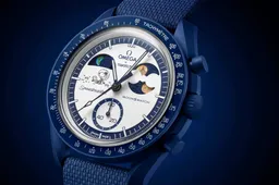 Omega x Swatch doet het weer: nieuwe MoonSwatch Earthphase is een ode aan de aarde (en Snoopy)