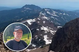 Chuck Norris (85) beklimt vulkaan Lassen Peak alsof het een trap is