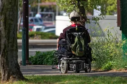27707-motorized-wheelchair-952190_1920