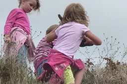 eme-children-500065_1280