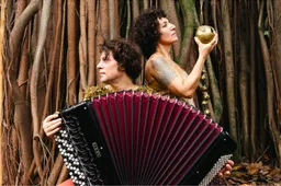 foto Simone en Oleg ingezoomd 2 fotograaf Marcos Hermes