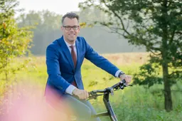 burgemeester fiets in buitengebied- PG