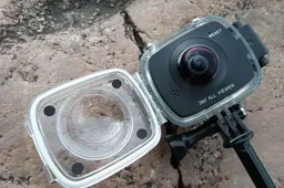 Elephone EleCam 360 gets a waterproof casing accessory