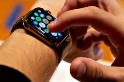 Apple Watch set a new sales record