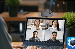 FineCam Review: boosts your webcam with the iPhone camera