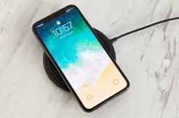 It seems that HTC and Apple overestimate the talk time of their smartphones