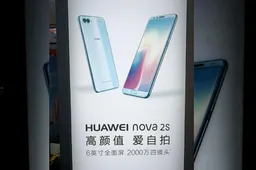 More Huawei's Nova 2s live pictures and poster appear online