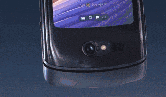 Motorola Razr 5G Went On Sale and Sold Out In 2 Minutes