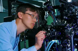 Xiaomi Mi 9 Pro 5G display gets China's Institute of Metrology certification