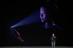 Apple's Phil Schiller says Android's Face ID competition will all stink