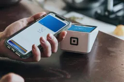 Apple Developed Contactless Payment Tech That Allows iPhone To Receive Payments