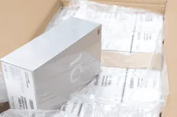 Xiaomi Mi 10 series has limited versions and it's not so cheap