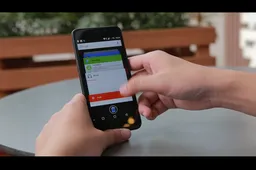 The Onyx Black UMi Plus E gets benchmarked (Video)