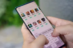 OPPO Announced The World's First 'Waterfall Screen' Phone