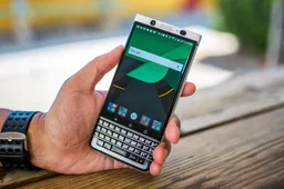 BlackBerry starts the Android Oreo beta program for the KEYone