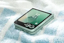 Samsung responds to paint peeling issue of Galaxy phones