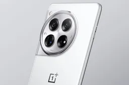 Get the Glacial White OnePlus 12 even cheaper from TradingShenzhen's EU warehouse