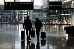 US Border Authorities Can Copy Your Phone's Data To Their Database