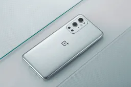 White Version Of OnePlus 9 Pro Appeared In Spy Photo