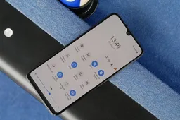 Samsung Galaxy A70 latest firmware update brings Super Steady video mode