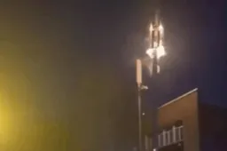 UK takes conspiracy theories seriously - more 5G base stations burned