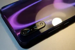 VIVO Z5 Leaked In Real Photos, Showing Stylish Look and More