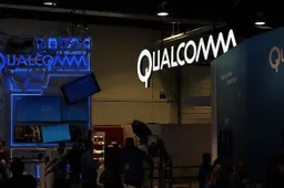 Qualcomm Began Sampling Snapdragon SoCs Based on 7nm Process
