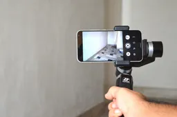 Z1-Smooth handheld stabilzer review: A worthy addition to your backpack