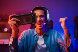 Meet Acer's First Gaming Handheld: The Nitro Blaze 7