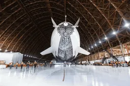 Google founder develops a mysterious electric airship - Pathfinder 1 airship