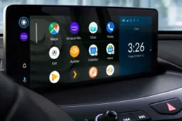 Why I Choose Android Auto Over Apple CarPlay Despite Its Flaws